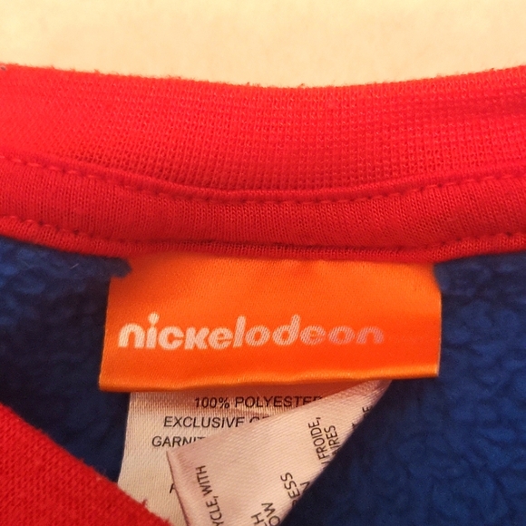 Paw Patrol two piece pajama set - Picture 2 of 6